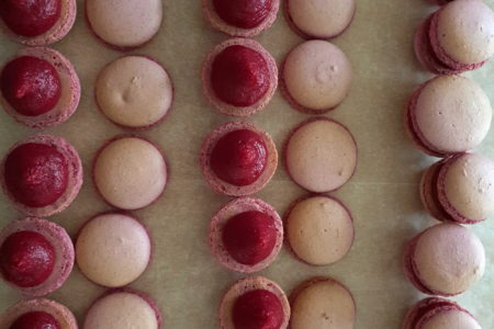 raspberry macaron line